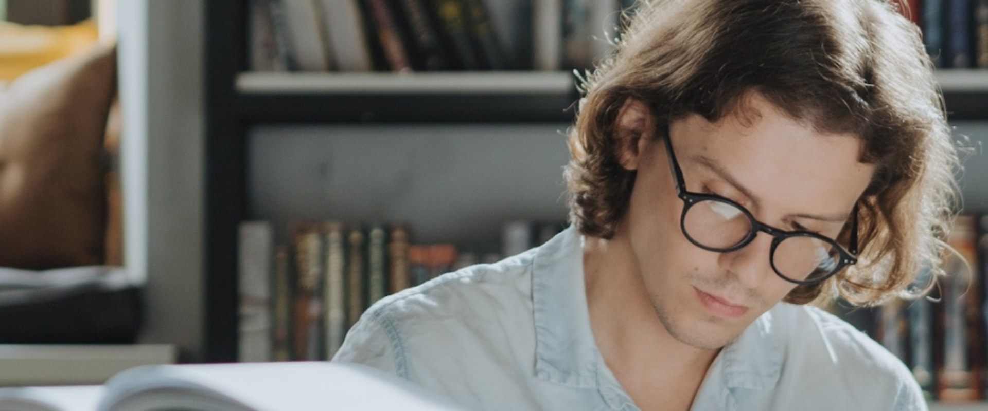 How To Speed Read Quickly When You Get Distracted Every Page