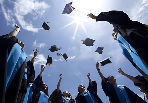 The Ultimate Guide to Pursuing a Career as an Independent Educational Consultant